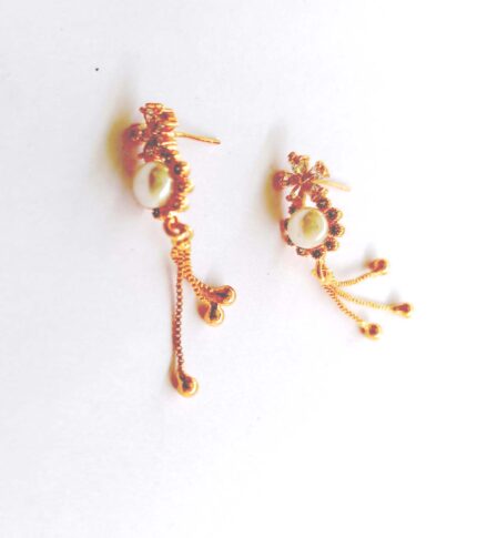 Buy & Shop Latest Designer Earrings Online at Kaarimarket.com