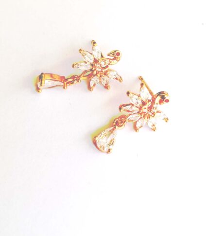 Ear Stud Korean Style Dangle Earrings Maple Leaf Stud Earrings Necklace  Women Crystal Earrings – the best products in the Joom Geek online store